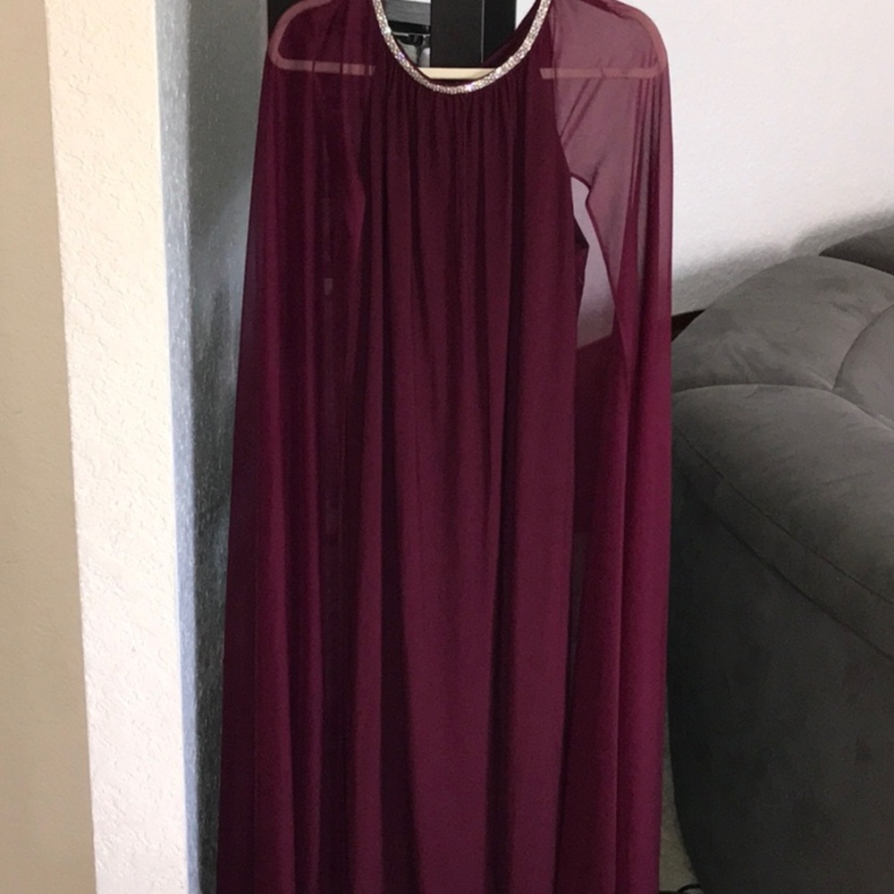 Elegant Burgundy Evening Gown